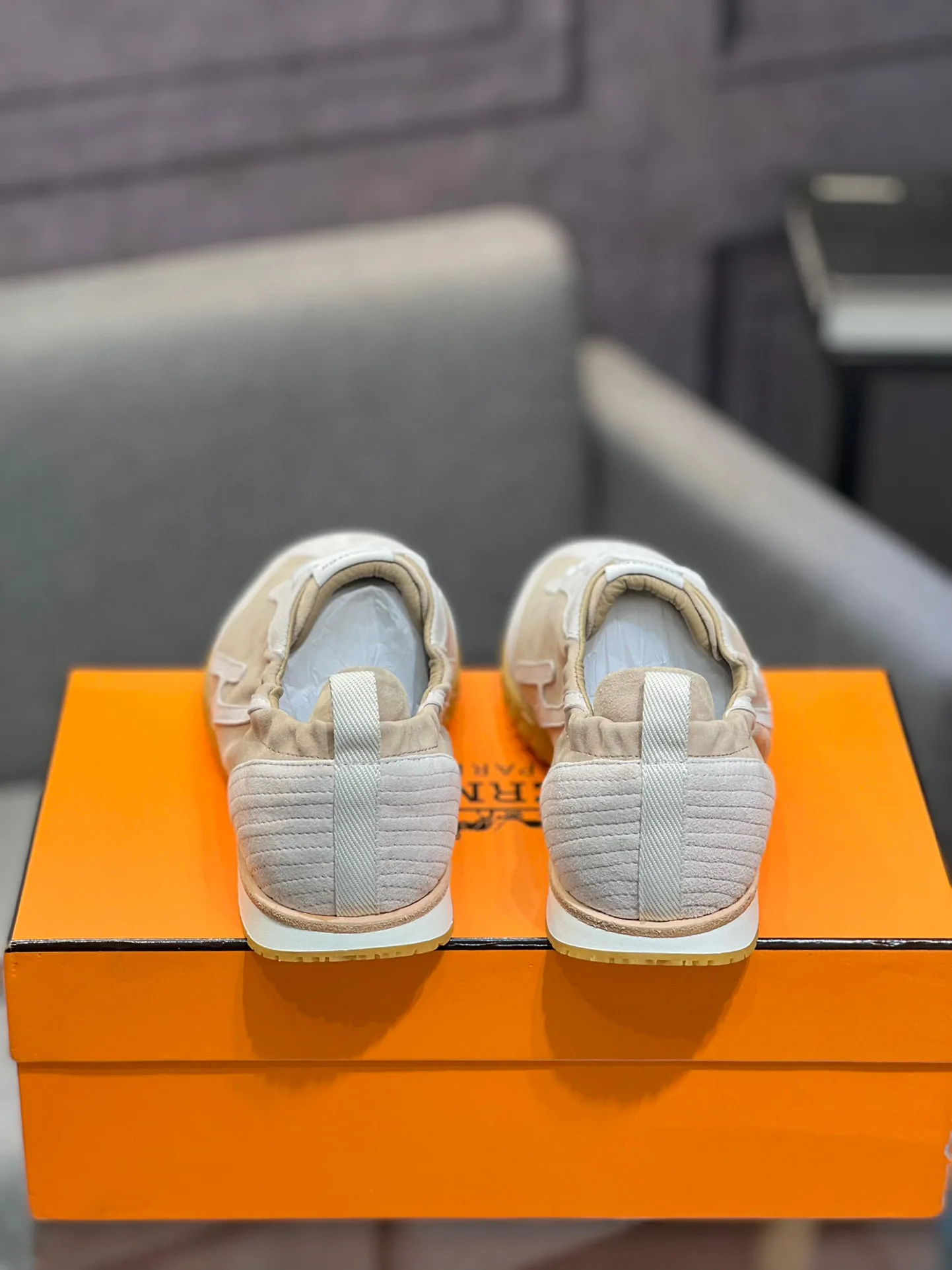 Men's shoes 💰660 [HERMES] Hermès - High-end quality original order 🔍🔍 - Upper: 🔝 cowhide suede splicing design - Inner lining: imported mixed sheepskin - Outsole: TPR foam · Rubber: two-color combined molding outsole - Super high quality control · Fine workmanship: highlighted (high-end, luxury, grade) -Size: 38-44 (45, 46, can be customized)
